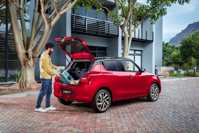 Suzuki Swift là một chiếc 5 chỗ rất tiện dụng và thực dụng